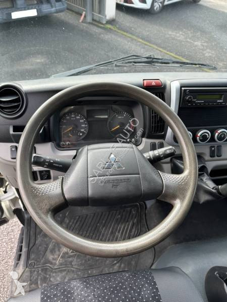 Furgoneta Mitsubishi Fuso