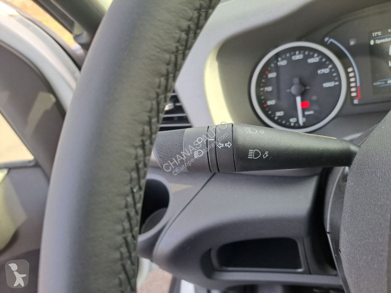 Veicolo commerciale Iveco 35C18H8 180CV 3L...