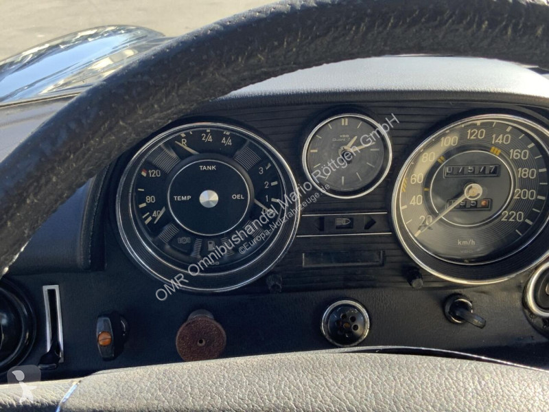 Užitkové vozidlo Mercedes 200 D/8