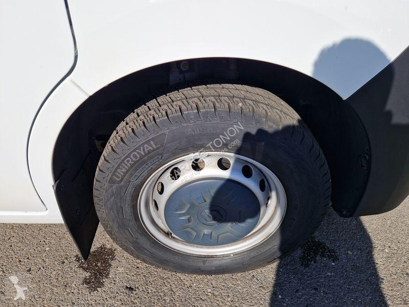 Véhicule utilitaire Renault DOUBLE CABINE BENNE