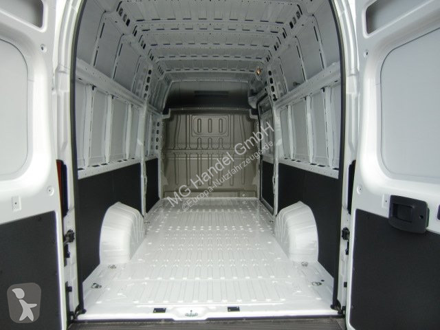 Autoutilitară Fiat Ducato MAXI L4H3 140Ps,...