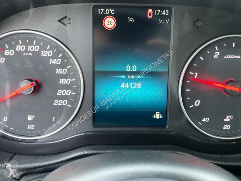 Veicolo commerciale Mercedes Clase T 180 d
