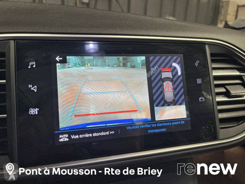 Véhicule utilitaire Peugeot 308 SW PureTech...