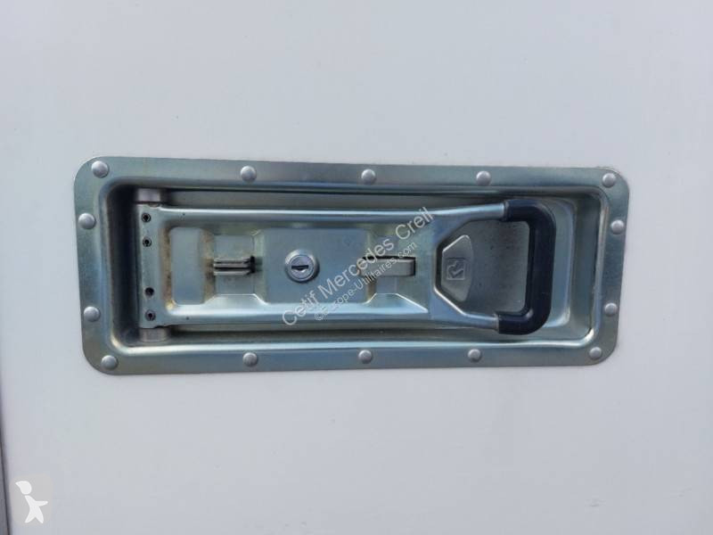 Véhicule utilitaire Mercedes