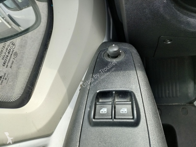 Véhicule utilitaire Fiat FRIGO 12M3 130 CV...