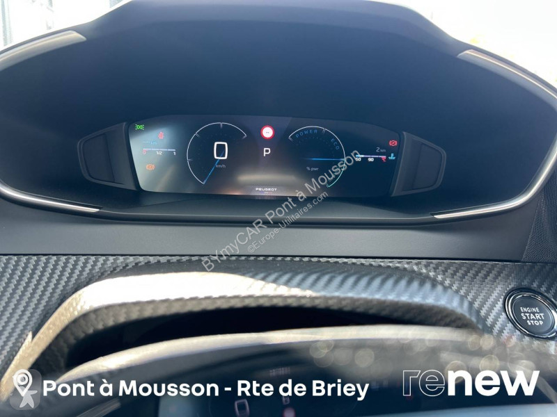 عربة نفعية Peugeot 2008 Hybrid 145 e-DCS6
