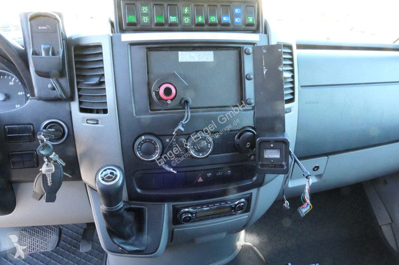 Véhicule utilitaire Mercedes Sprinter 519 CDI...