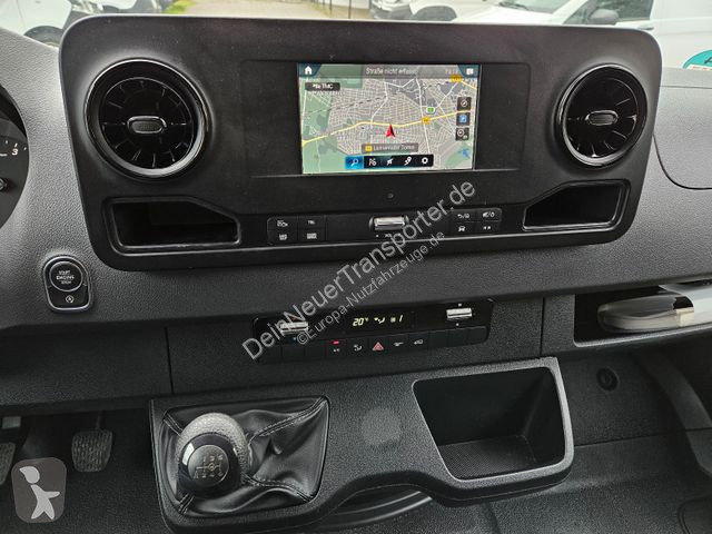 Užitkové vozidlo Mercedes 317 CDI...