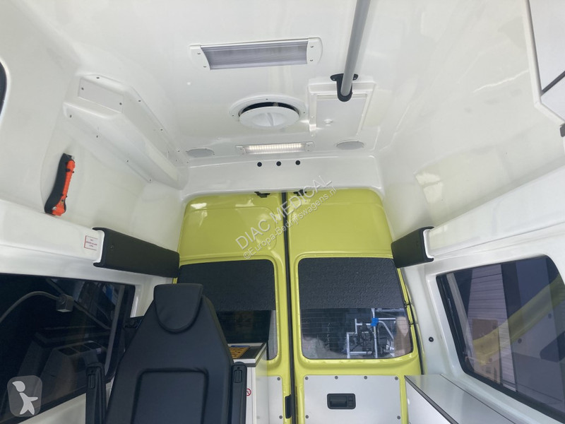 Furgoneta Volkswagen Ambulance T6