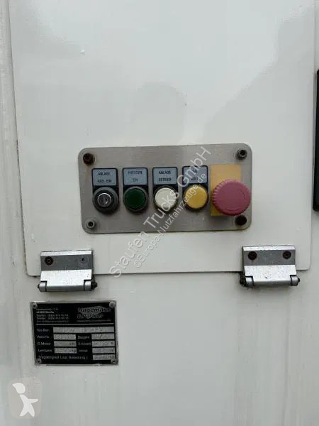 Utilaje pentru drumuri Mercedes CDI...