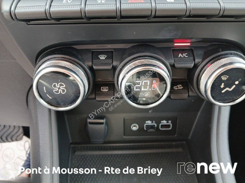 Nyttofordon Renault Captur E-Tech full hybrid 145