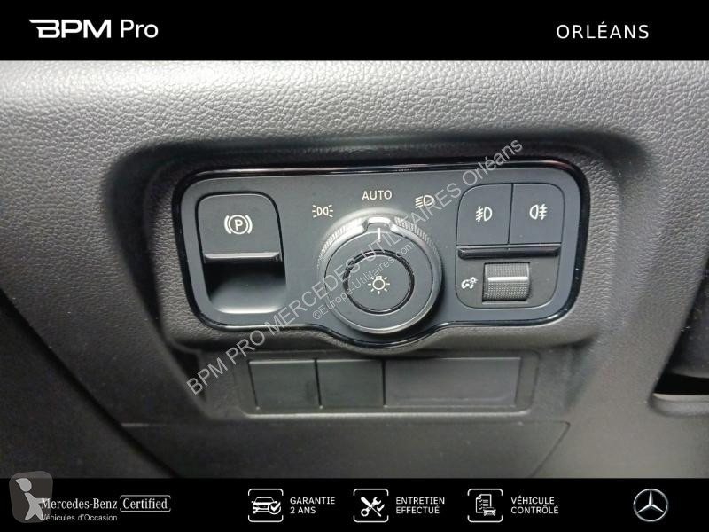 Véhicule utilitaire Mercedes 112 CDI Long Pro...