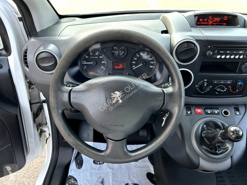 Peugeot Standard 1.6 Bluehdi 100 Premium van