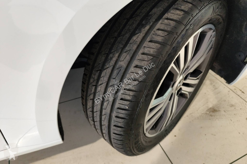 Užitkové vozidlo Renault Megane IV Berline Blue...