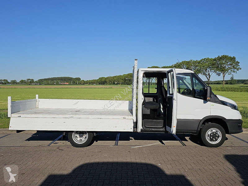 Véhicule utilitaire Iveco 35C14 DUB.Cab...