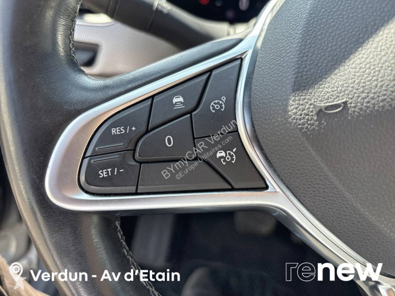 Autoutilitară Renault Arkana E-Tech 145 - 21B