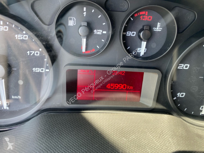 Veicolo commerciale Iveco 35C16H3.0 empattement...