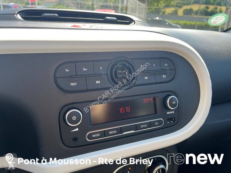 Autoutilitară Renault Twingo III Achat Intégral...