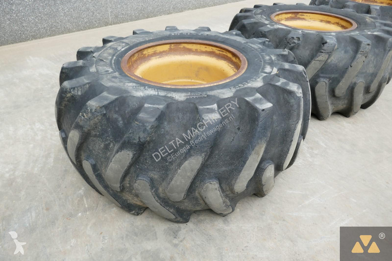 Véhicule utilitaire Caterpillar Wheel GP 30.5L-32