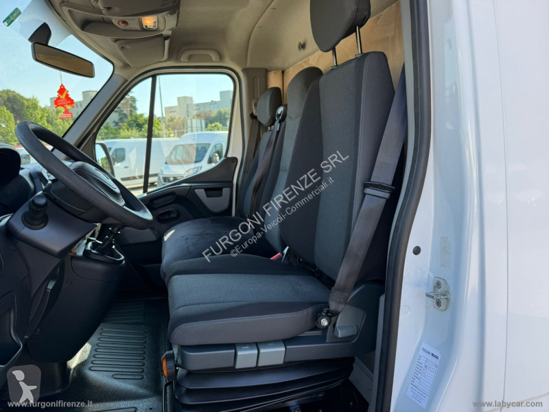 Véhicule utilitaire Renault Mast. 3T5 2.3dCi145...