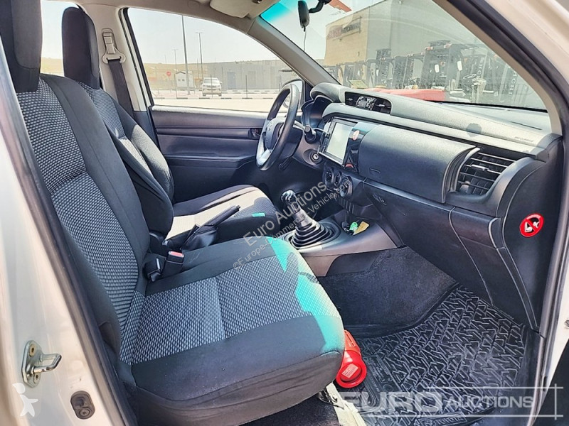 Véhicule utilitaire Toyota Hilux