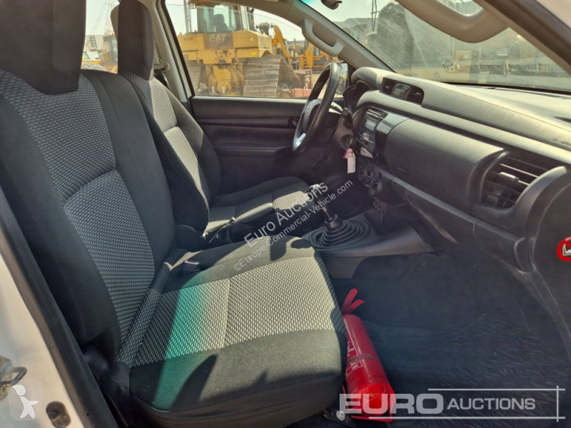 Véhicule utilitaire Toyota Hilux