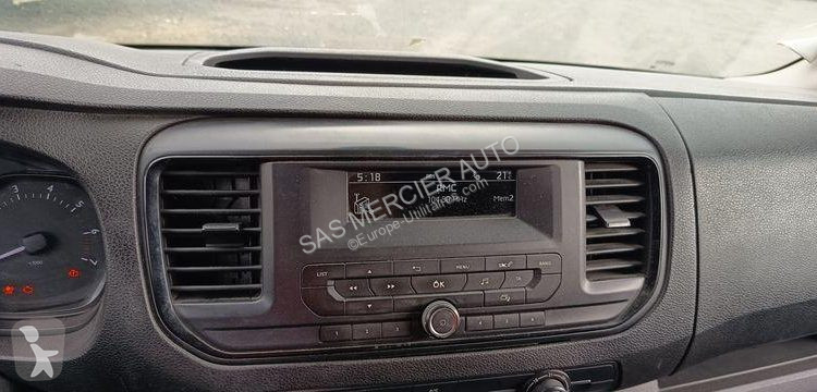 Véhicule utilitaire Peugeot