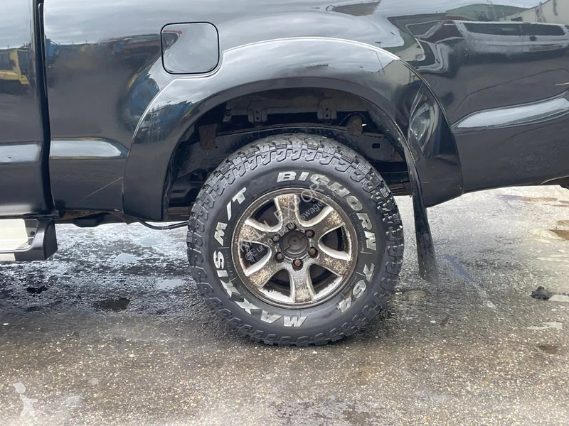 Véhicule utilitaire Toyota D-4D 4X4 NL Car 5...