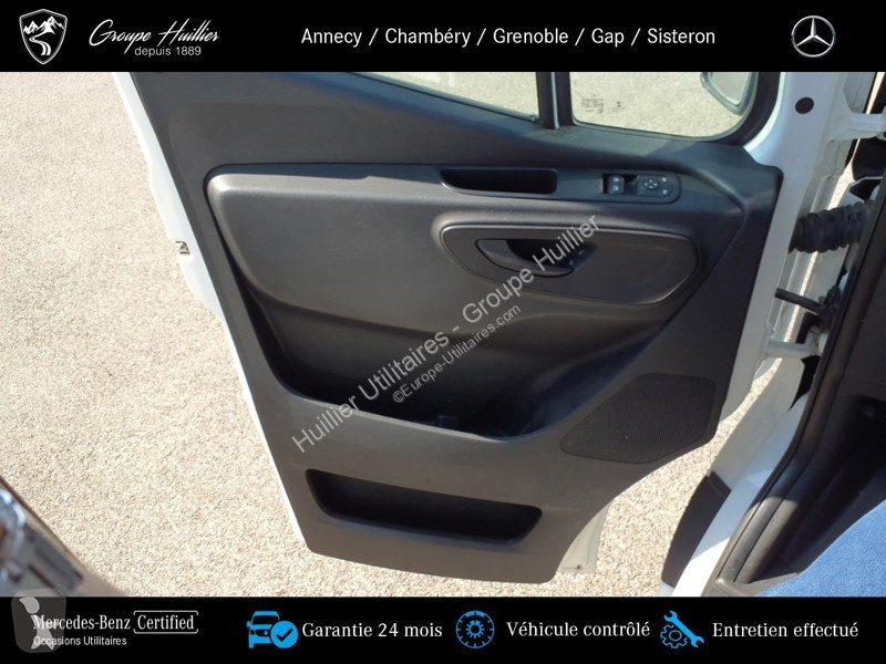 Véhicule utilitaire Mercedes 514 CDI 43 double...