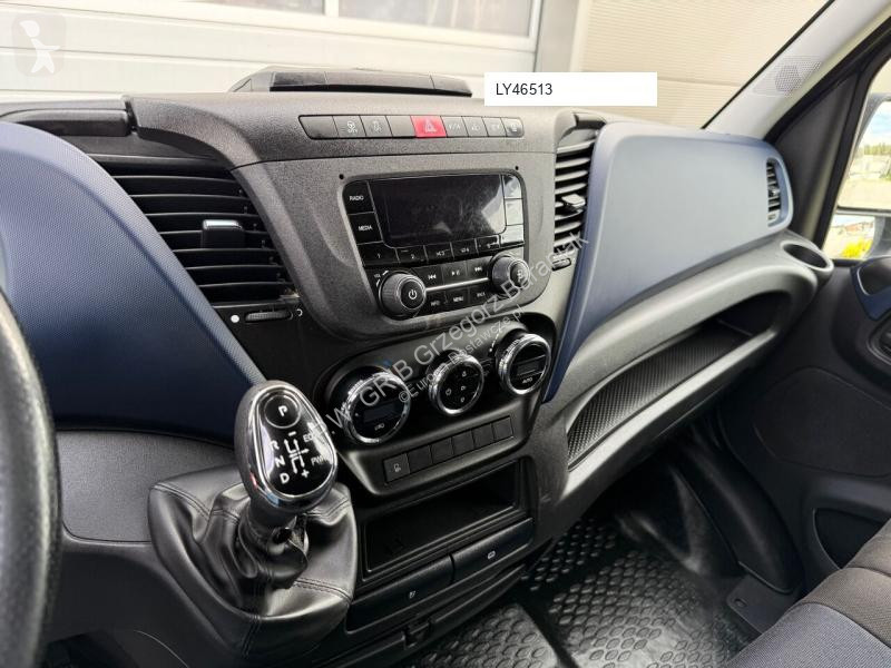 Furgoneta Iveco 35S18