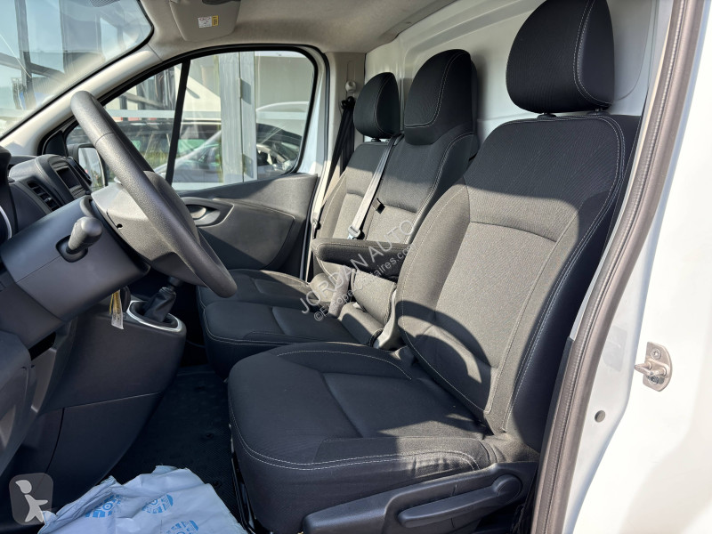 Furgoneta Renault L1H1 2.0 BluedCi 120ch Grand...
