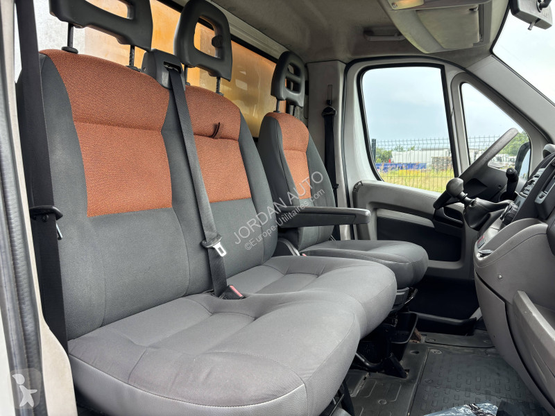 Veículo utilitário Fiat 2.2 JTD 100ch tri-benne