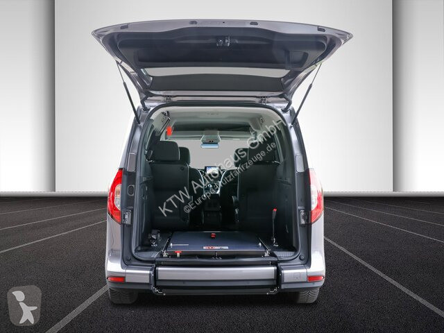 Véhicule utilitaire Mercedes