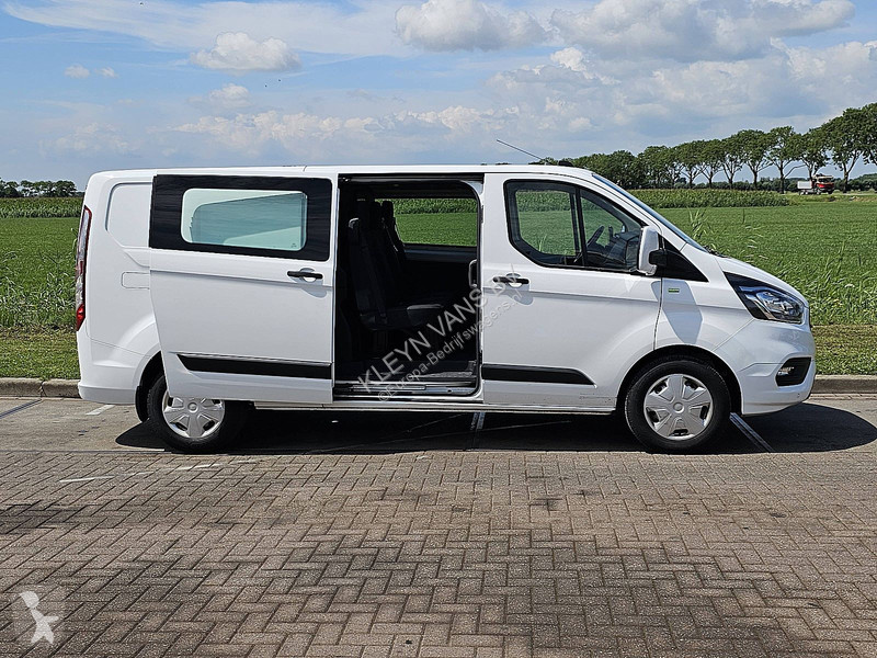 Furgoneta Ford 2.0 L2H1 Dub.-Cab. Navi