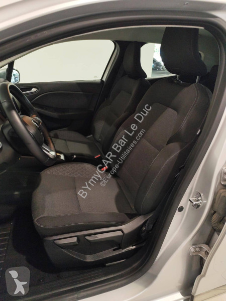 Užitkové vozidlo Renault Clio E-Tech 140