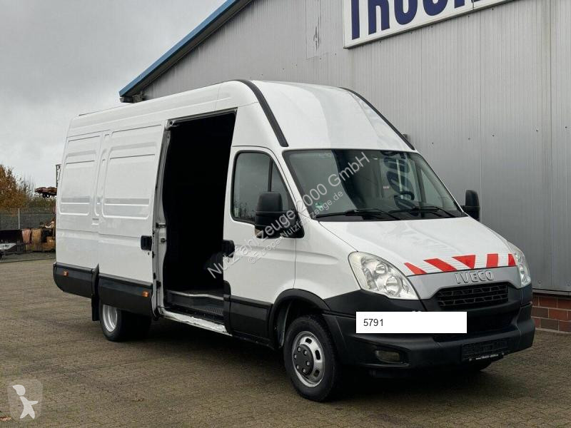 Veículo utilitário Iveco