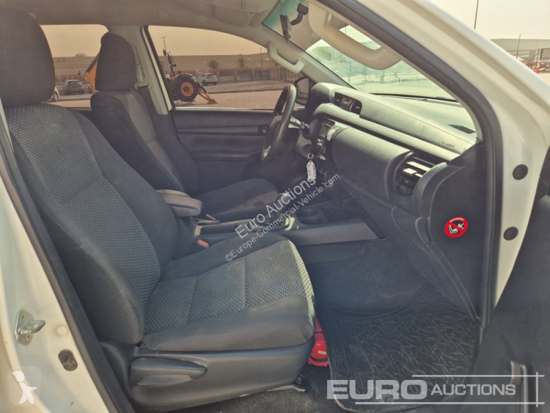 Véhicule utilitaire Toyota Hilux