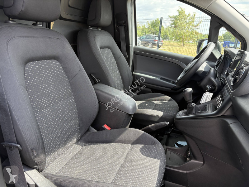 Užitkové vozidlo Mercedes (420) 110 CDi Fourgon...