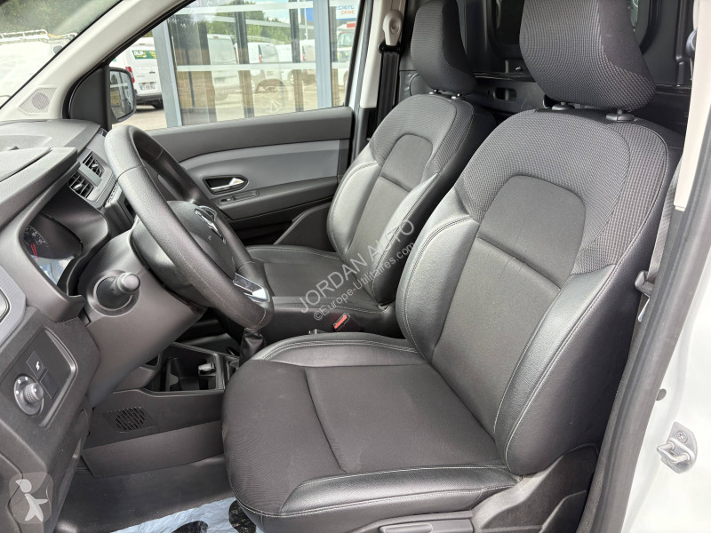 Véhicule utilitaire Renault 1.5 BluedCi 75ch...