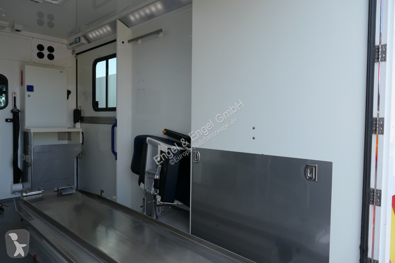 Nyttofordon Mercedes 319 Sprinter 6-Zylinder...