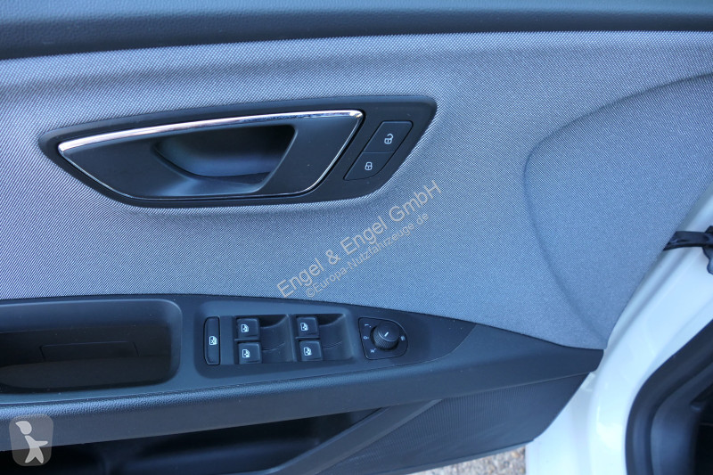 Véhicule utilitaire Seat Leon ST 1.5 TGI...
