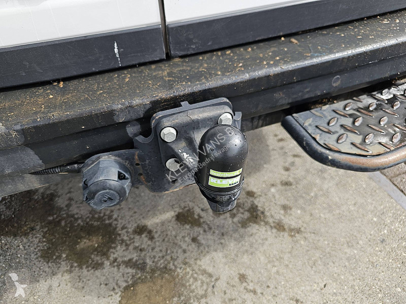 Véhicule utilitaire Volkswagen 35 2.0 TDI 177...