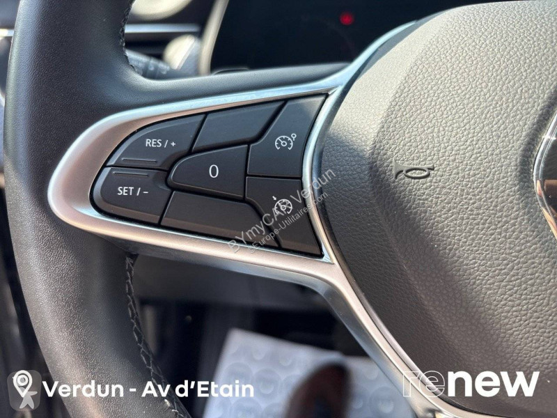 Véhicule utilitaire Renault Arkana mild hybrid...