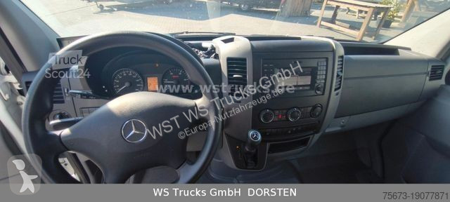 Autoutilitară Mercedes I Rohrbahn Kühlkoffer...