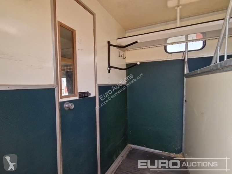 Furgoneta  75E15K