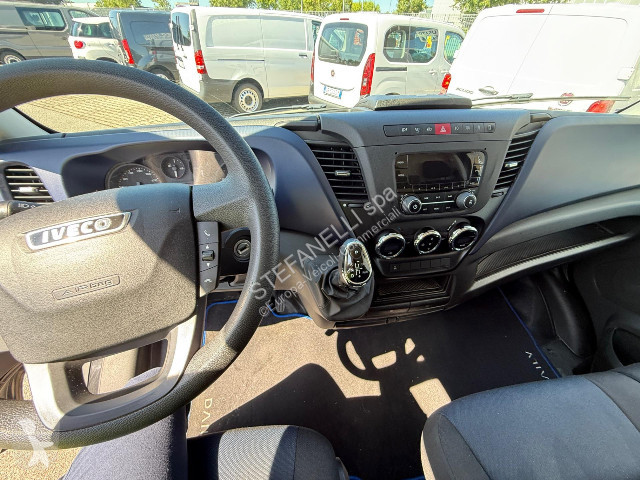 Nyttofordon Iveco DAILY 35S21A8 V/P