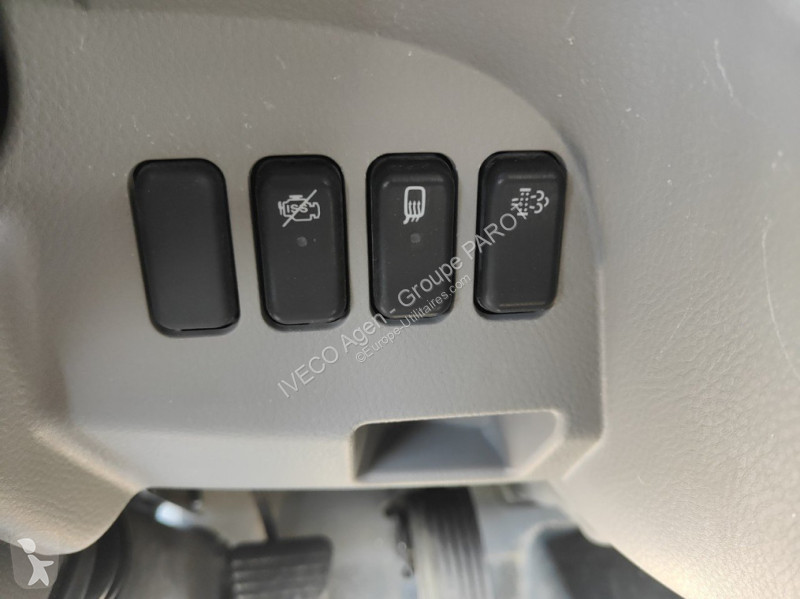 Véhicule utilitaire Fuso 3C15 Empattement 34