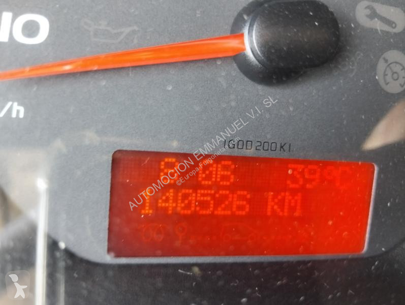 Bedrijfswagen Renault 2.3 DCI 125