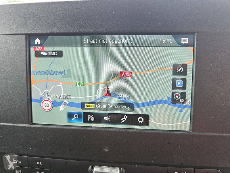 Nyttofordon Mercedes 317 laadklep EURO6