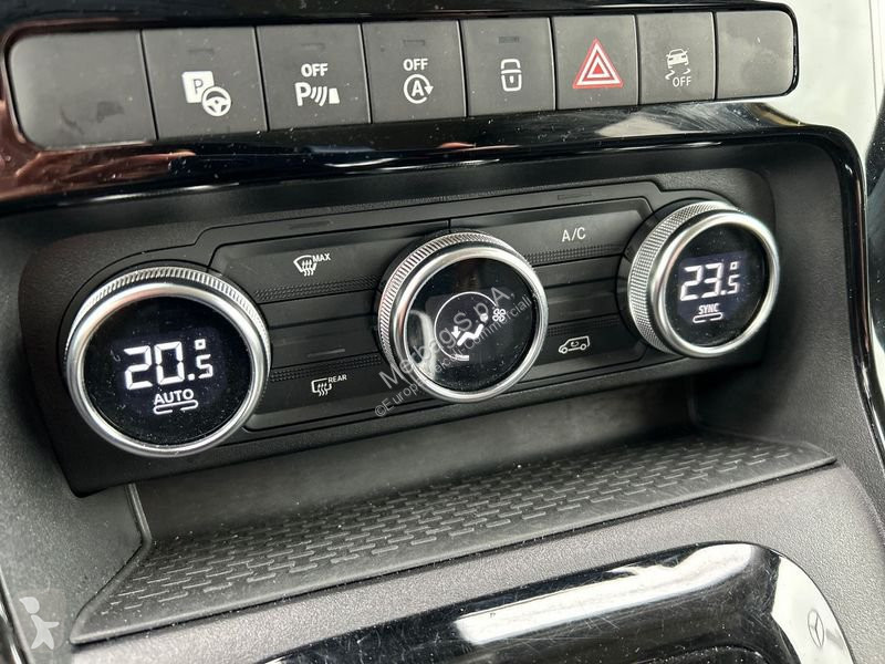 Veicolo commerciale Mercedes 180 d Sport